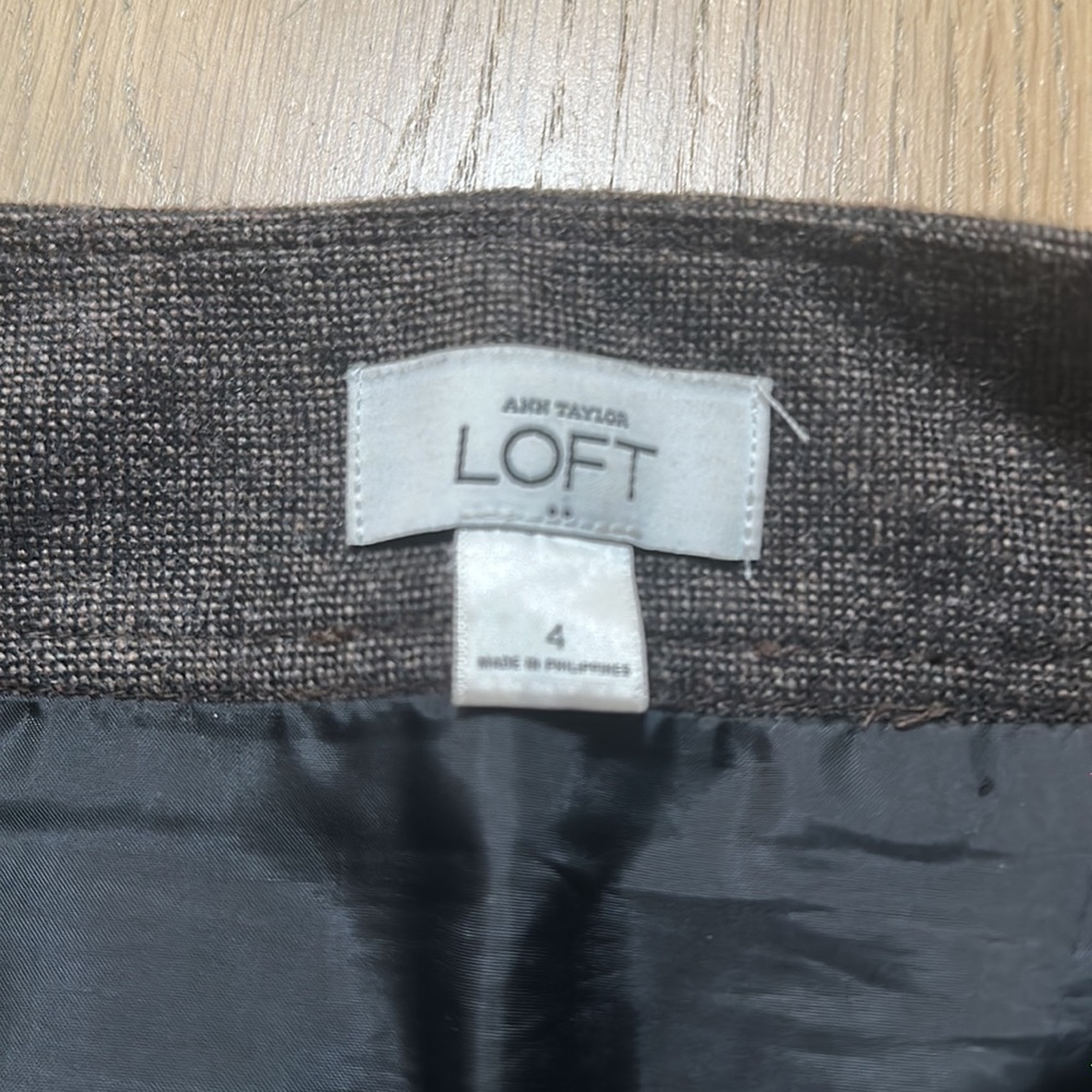 Ann Taylor Loft, Mini, Brown, 4-Button Skirt - Picture 2 of 4